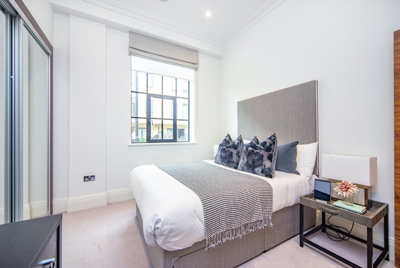 Rainville Road, Fulham, London, W6 - Picture 3