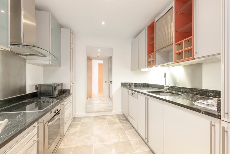 Rose Court, Islington, London, N1 - Picture 4