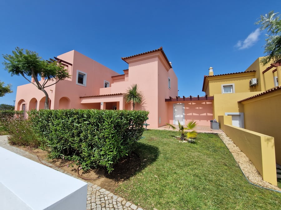 2 bed 2 bath property for sale in Algarve, Portugal - Vilamoura, Algarve